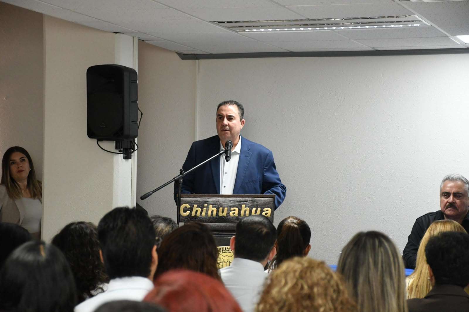 Reciben jubilados y pensionados bonos trimestrales