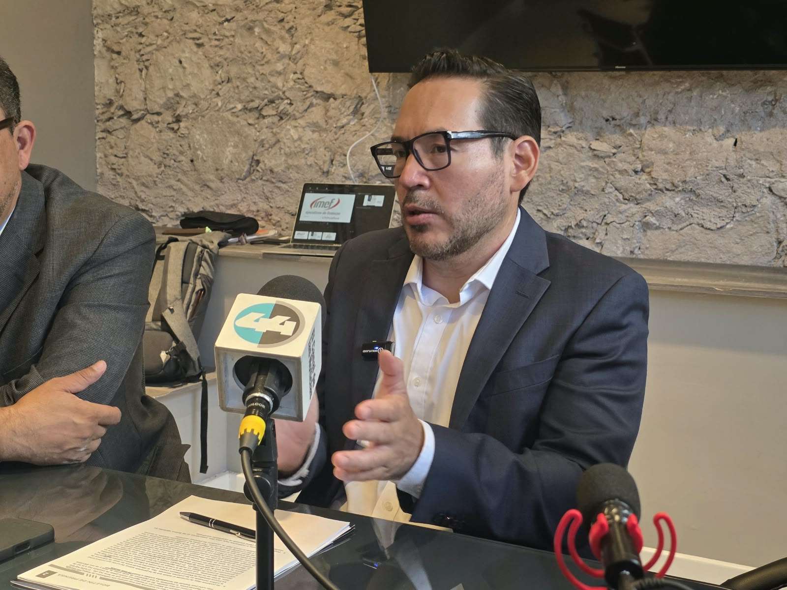 Amenaza baja natalidad llegada de inversiones