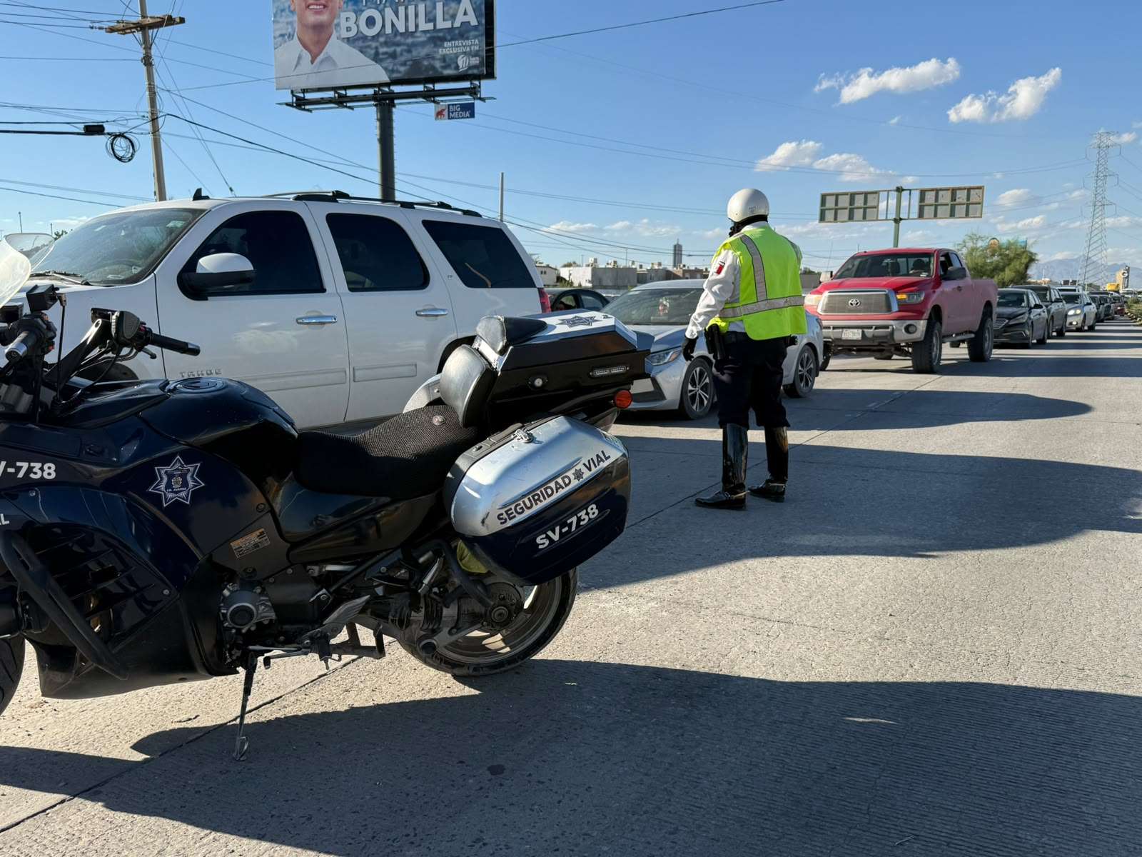 Cierran avenida De las Torres y Paseo de la Victoria por trabajos de desagüe