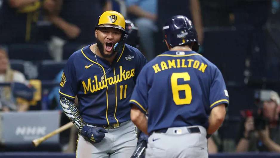 Ganan Milwaukee primera Serie Mundial