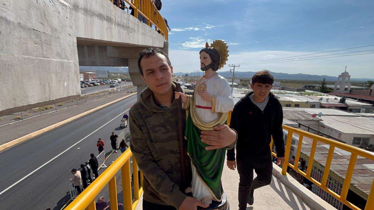 Colapsan fieles tráfico rumbo a San Juditas 