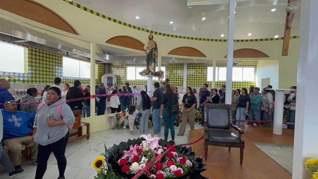 Colapsan fieles tráfico rumbo a San Juditas 