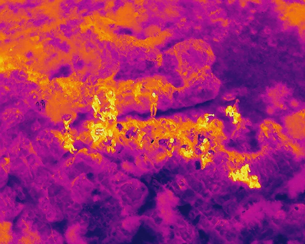 Encuentran con dron a dos senderistas en Las Vírgenes