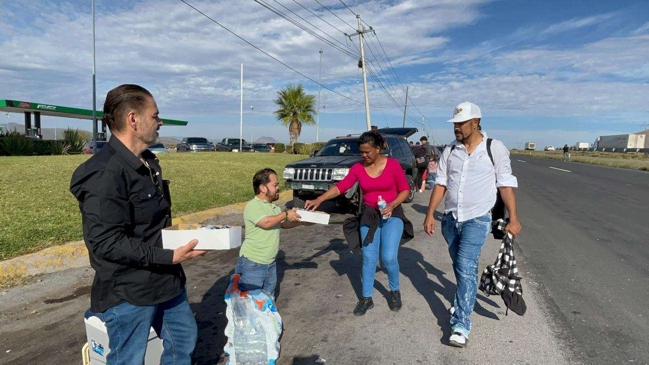 Caminan miles de fieles a San Judas Tadeo