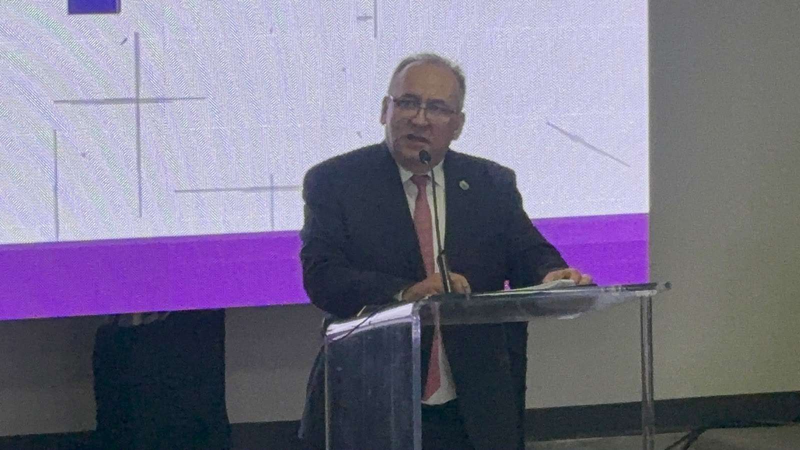 Rinde rector de la Uach su 4to. informe de actividades