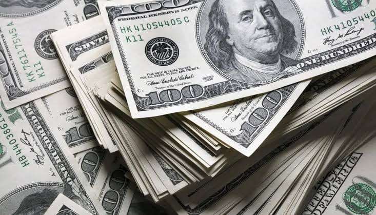 Cotiza a $19 el dólar en bancos de Chihuahua 