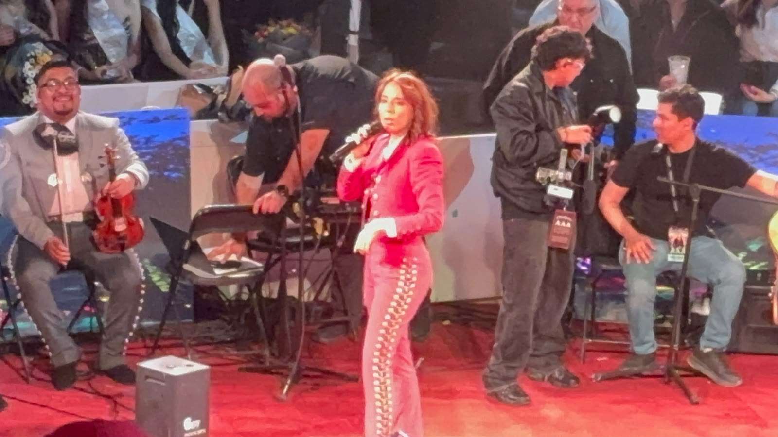 Conquista Majo Aguilar el Palenque de Expogan