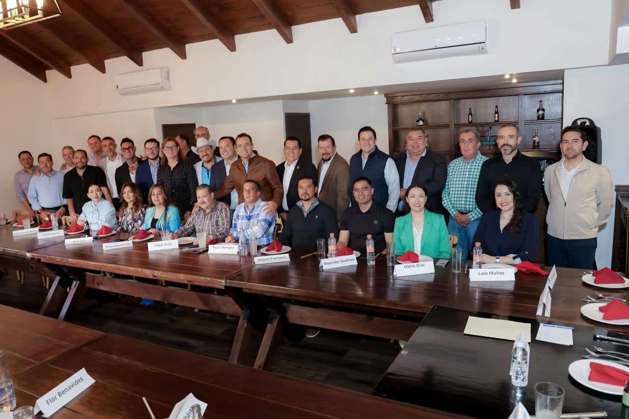Escucha Marco Bonilla a empresarios y productores