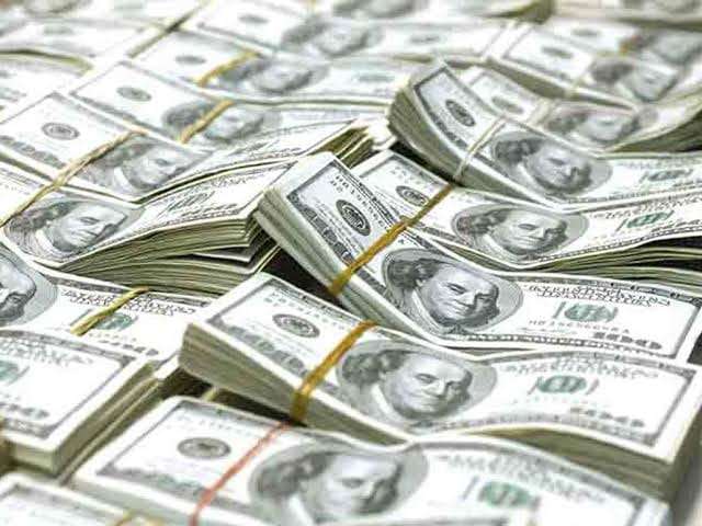 Cotiza a $19 el dólar en bancos de Chihuahua 