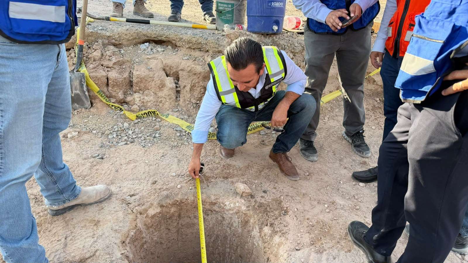 Avanza construcción de paso inferior en Avenida de las Torres 