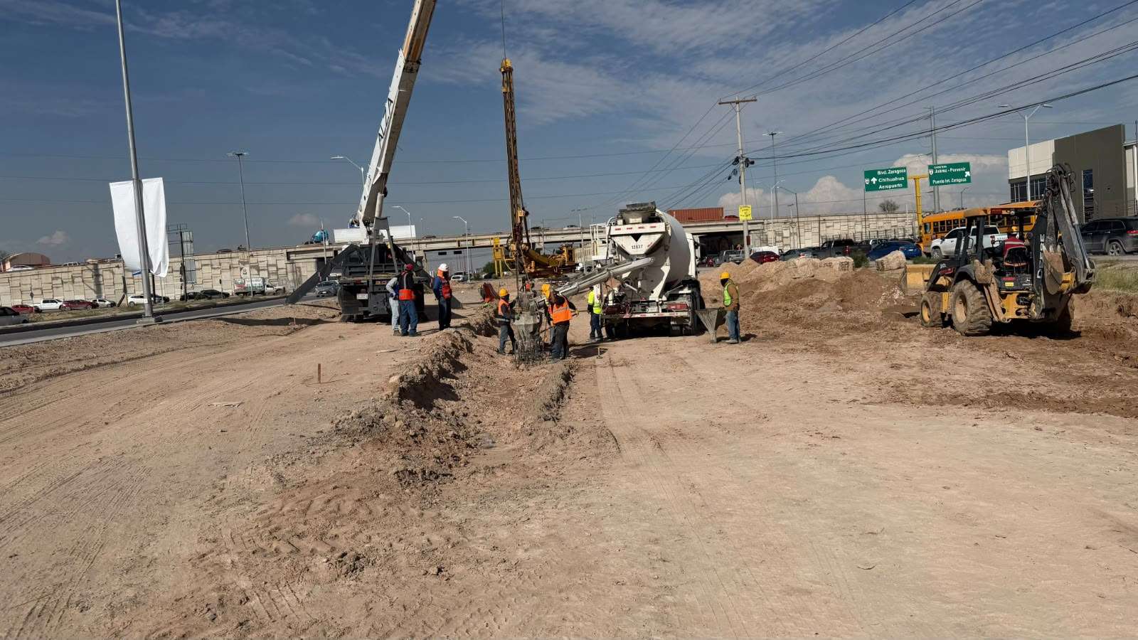 Avanza construcción de paso inferior en Avenida de las Torres 