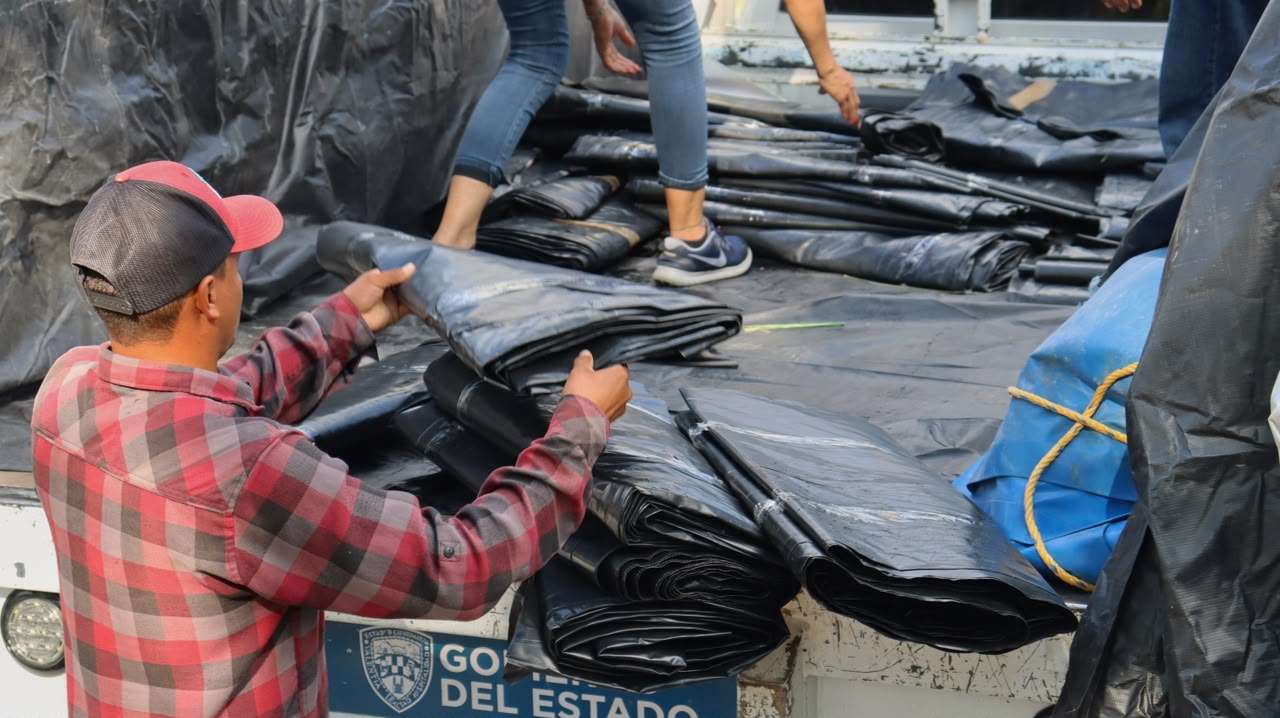 Apoya Estado a familias 8 mil entregas por lluvias