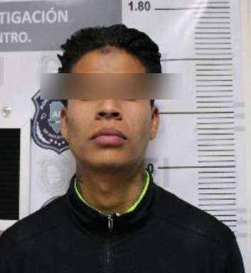 Cae por robo de perfumes y una escultura en Fashion Mall