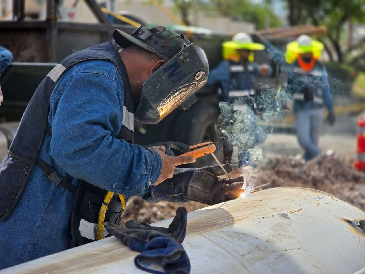 Avanza Jmas con trabajos en ductos de El Sauz