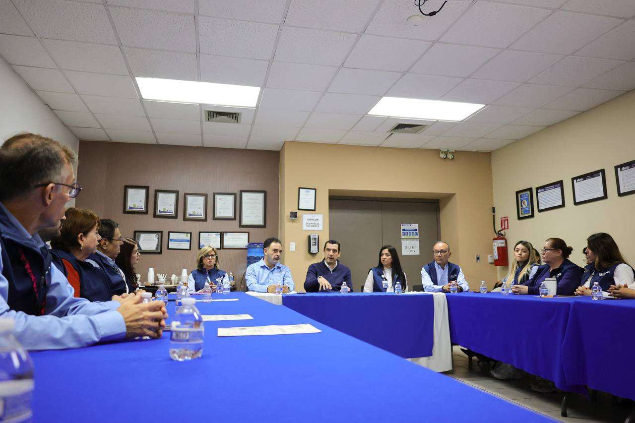 Recorre Chavira dependencias municipales