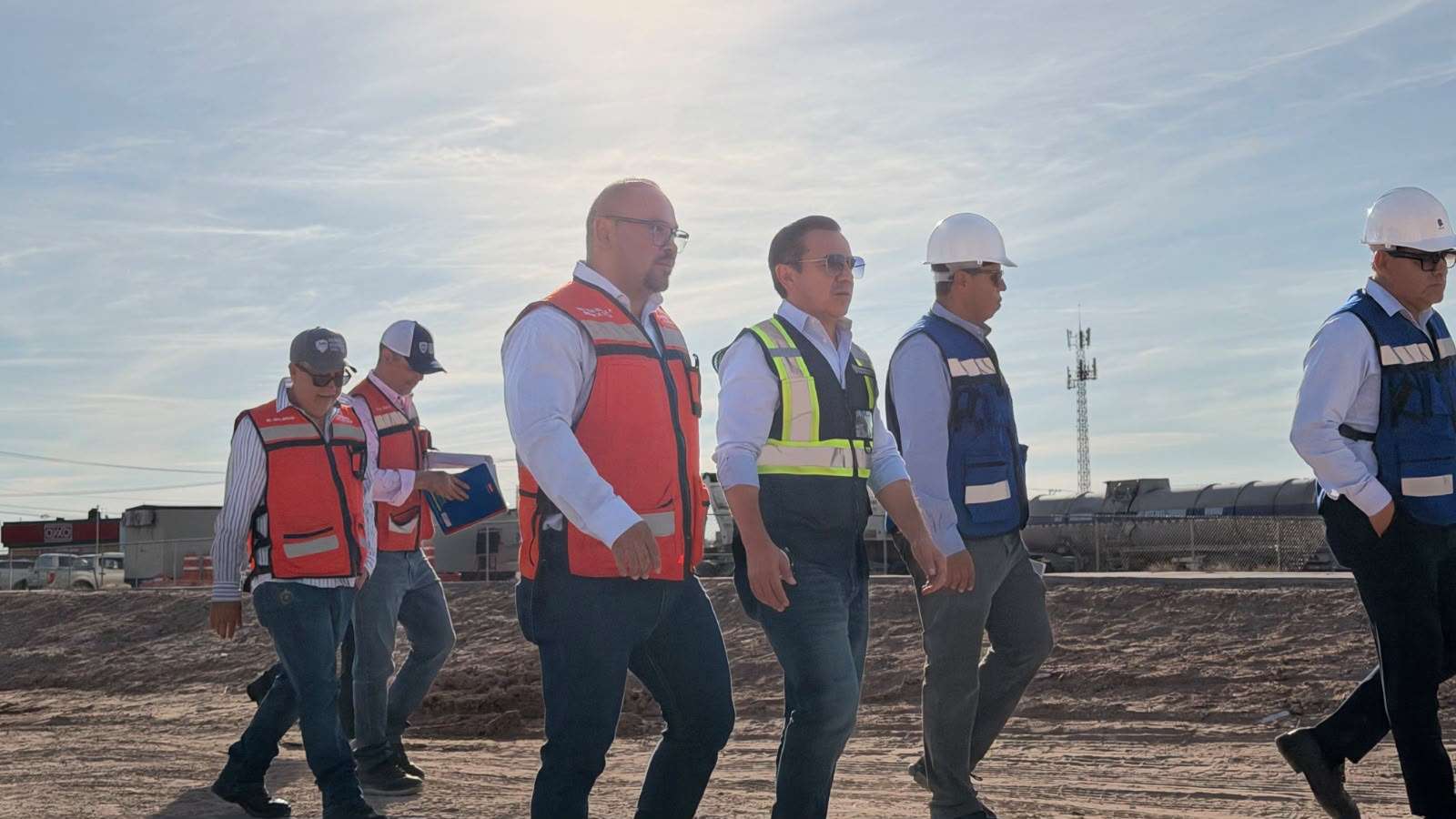 Avanza construcción de paso inferior en Avenida de las Torres 