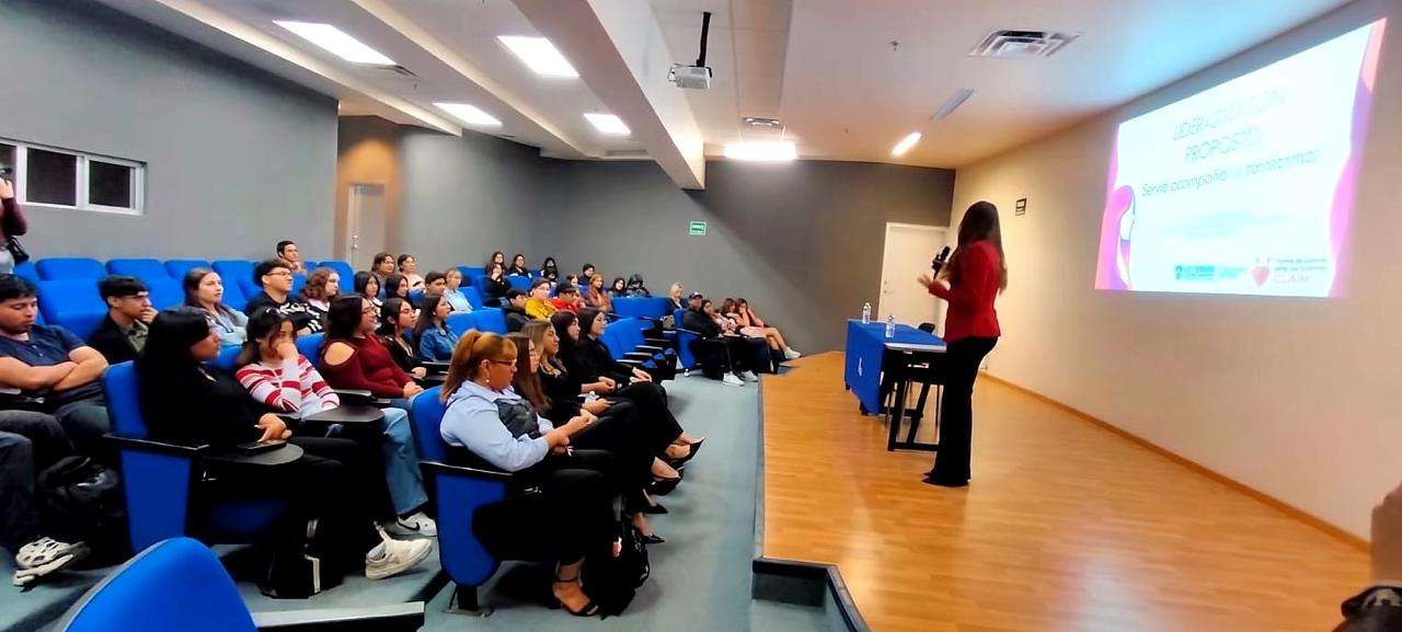 Lleva Cejum servicios de atención a estudiantes de Uacj