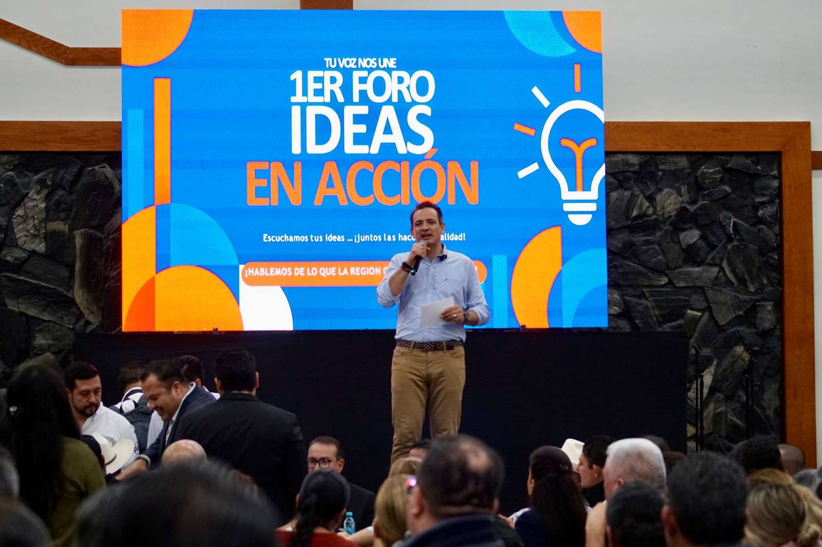 Escucha Bonilla propuestas de región centro-sur