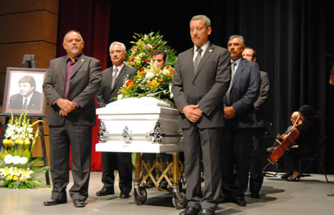 Guardia de honor a Alonso González