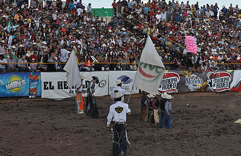 Presentación de los jovencitos