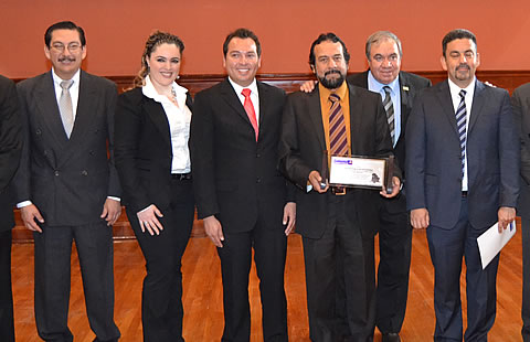 Premiación en el salón 25 de Marzo