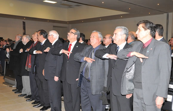 Los exalumnos