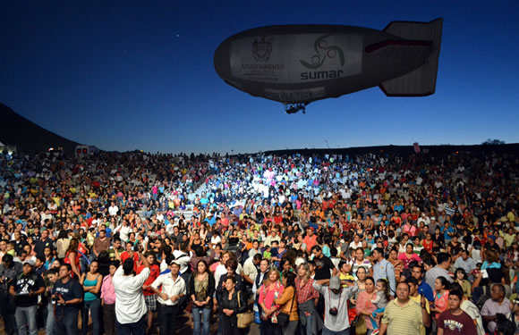 Sorprende el zeppelín