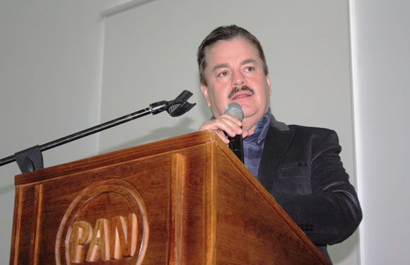 Acudió Mario Vázquez