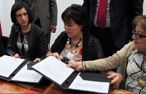 Firman convenio de colaboración el Inmujeres y el Centro de Derechos de las Mujeres