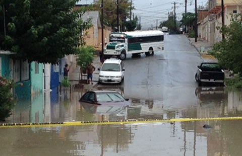 Convierten lluvias a Ciudad Juárez en un lago