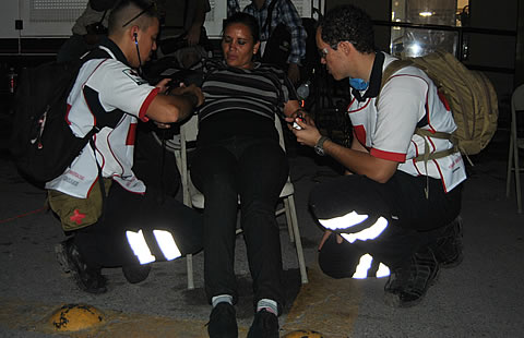 Atienden paramédicos de la Cruz Roja a más de 11 personas desmayadas