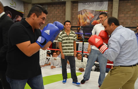 Inaugura Marco Quezada gimnasio de box en la colonia Riberas de Sacramento