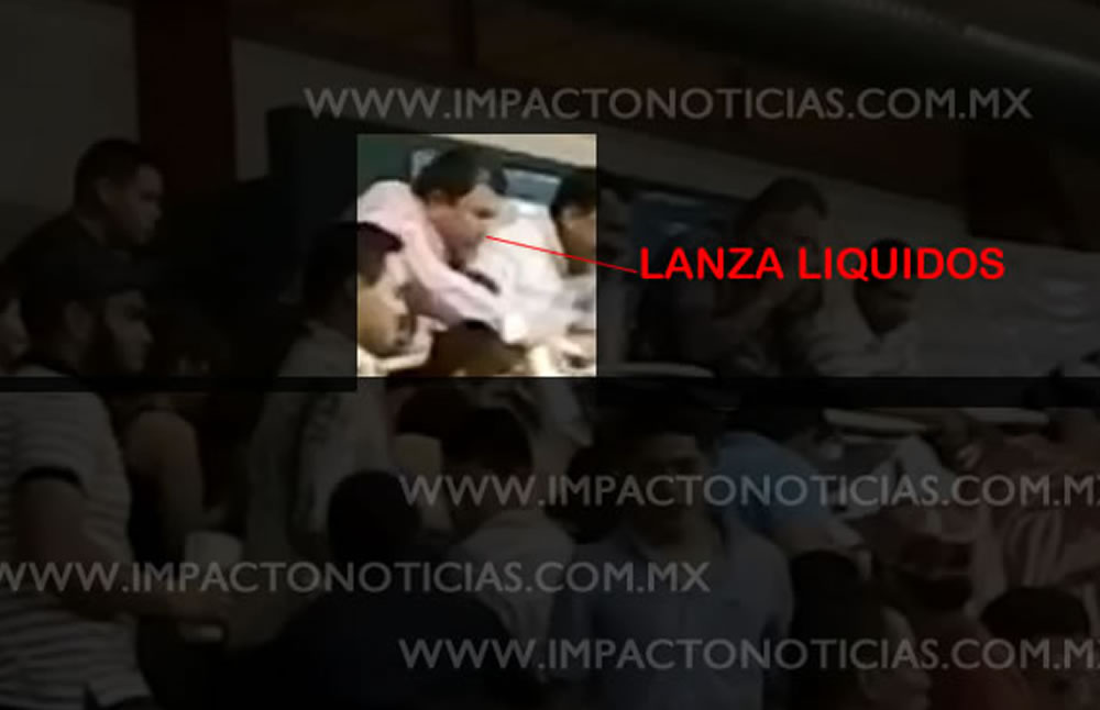 Arrojaron líquidos