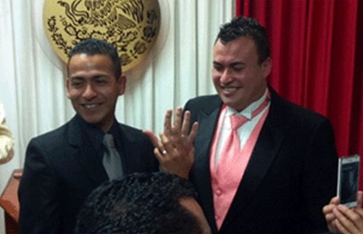Celebran primera boda gay en Ciudad Juárez