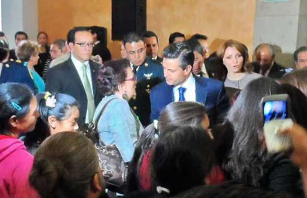 Foto con el presidente Peña Nieto