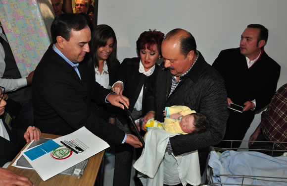 También conoció al Alcalde