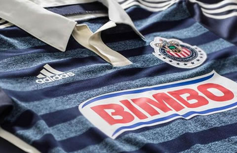 Estrenan las Chivas uniforme esta noche