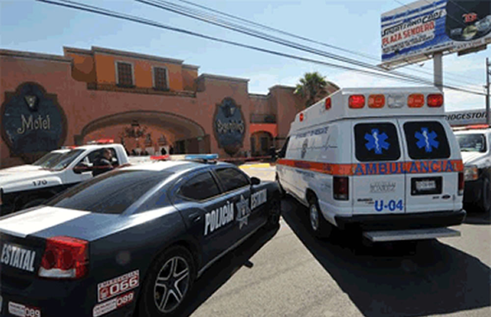 Irrumpen policías en motel y detienen a siete con armas largas | La Opción  de Chihuahua
