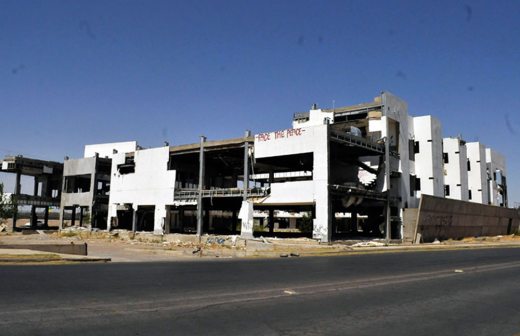 Abundan a lo largo de Ciudad Juárez elefantes blancos