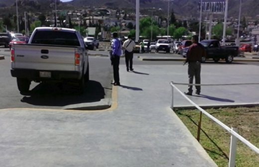 Intentan secuestrar a dos jóvenes mujeres en Cinépolis de Parral