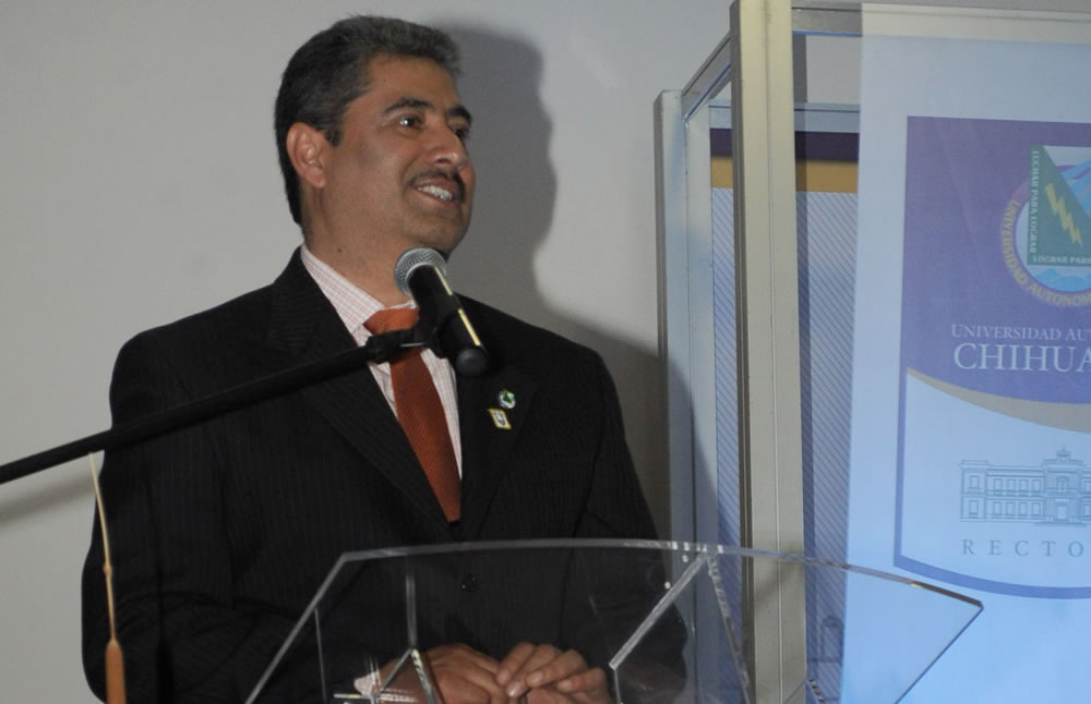 El doctor Moisés Basurto Sotelo