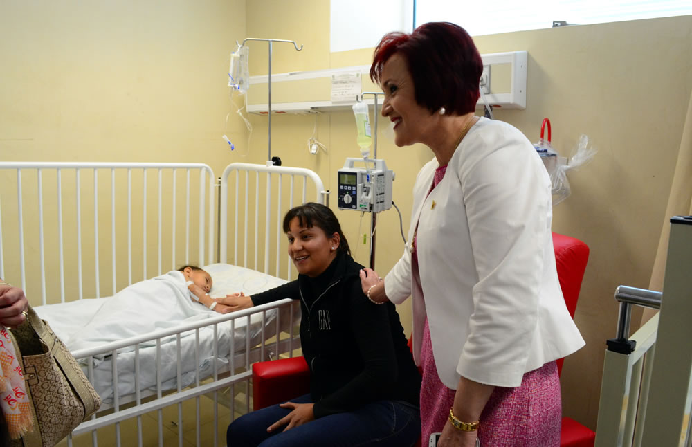 Visita presidenta del DIF estatal al Hospital Infantil La Opción de Chihuahua Visita presidenta del DIF estatal al Hospital Infantil La Opción de Chihuahua