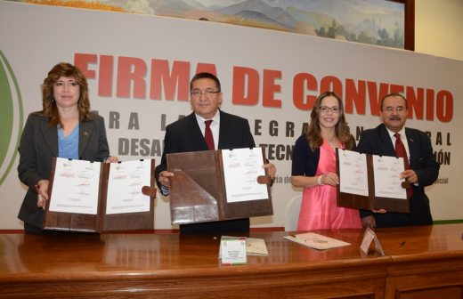 Firman convenio Estado y la Utch para desarrollo de tecnologías de la información