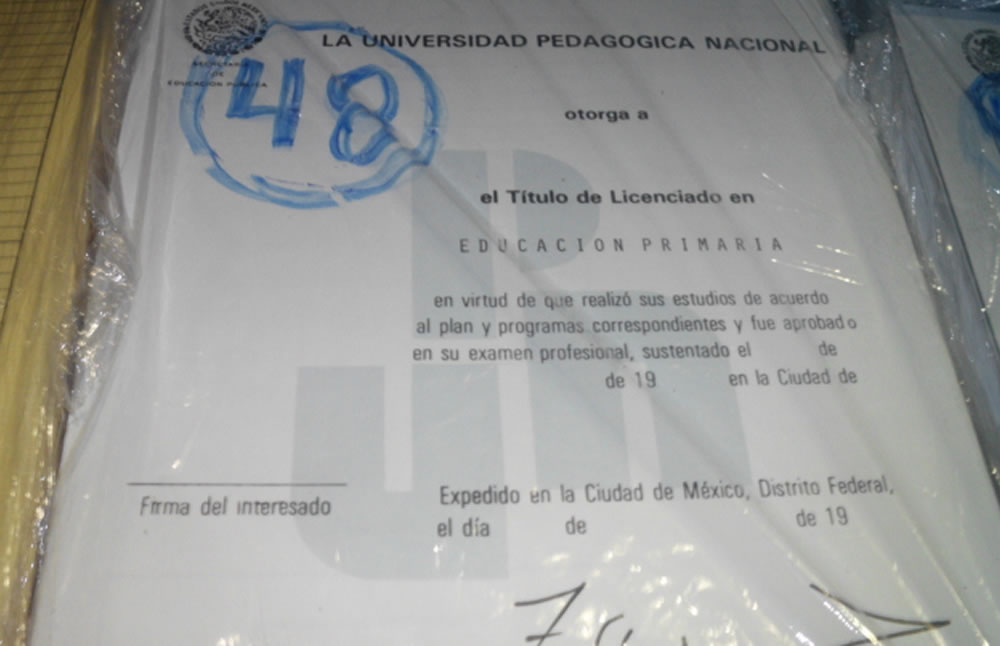 Título falso