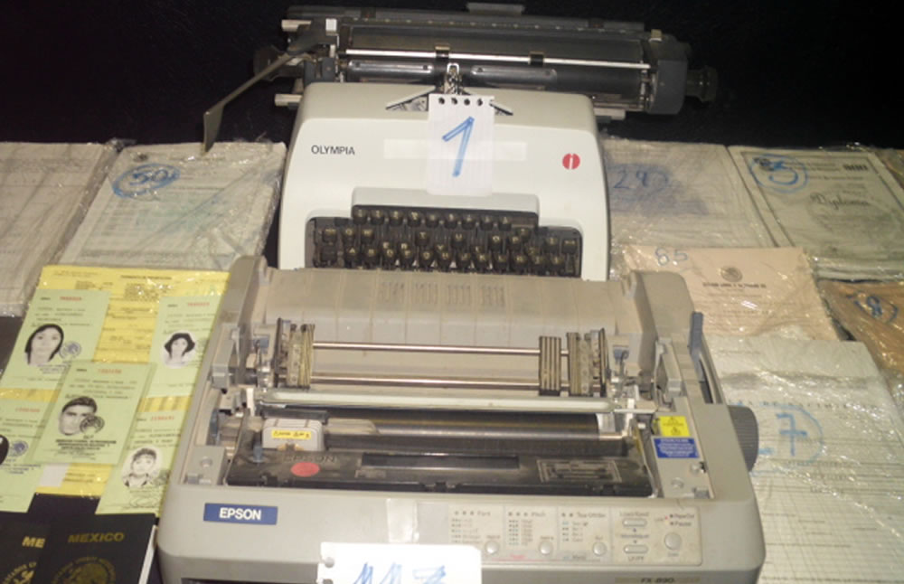 2 máquinas de escribir