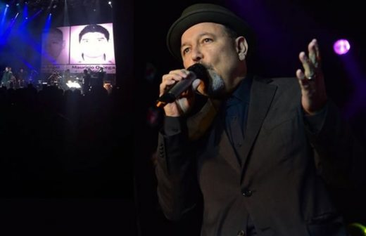 Dedica Rubén Blades canción a normalistas desaparecidos