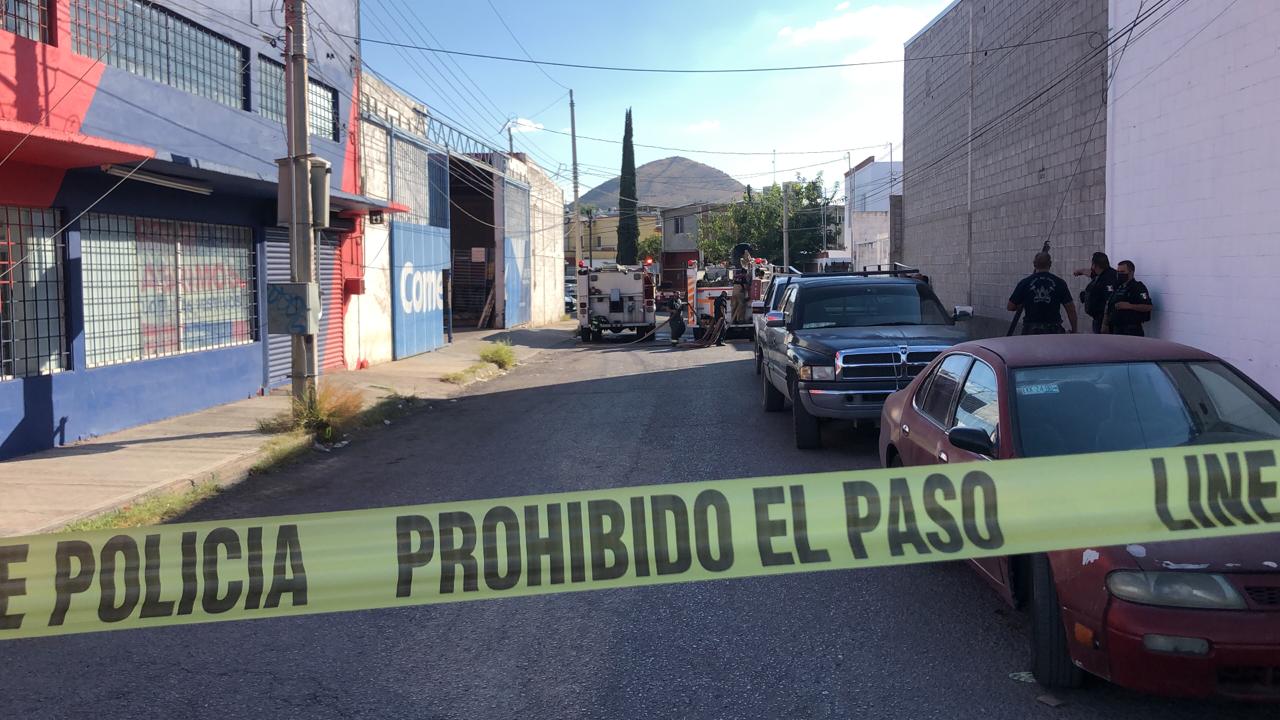 Sofocan incendio en tambo de comex | La Opción de Chihuahua