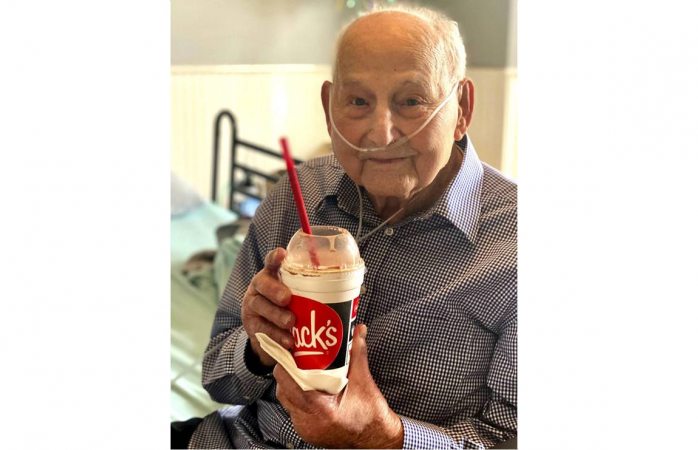 Sobreviviente de segunda guerra mundial supera el covid-19; tiene 104 años