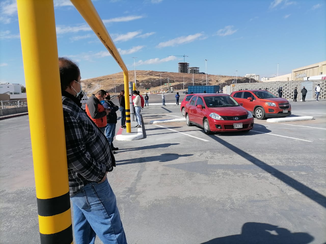 Fila para ingresar
