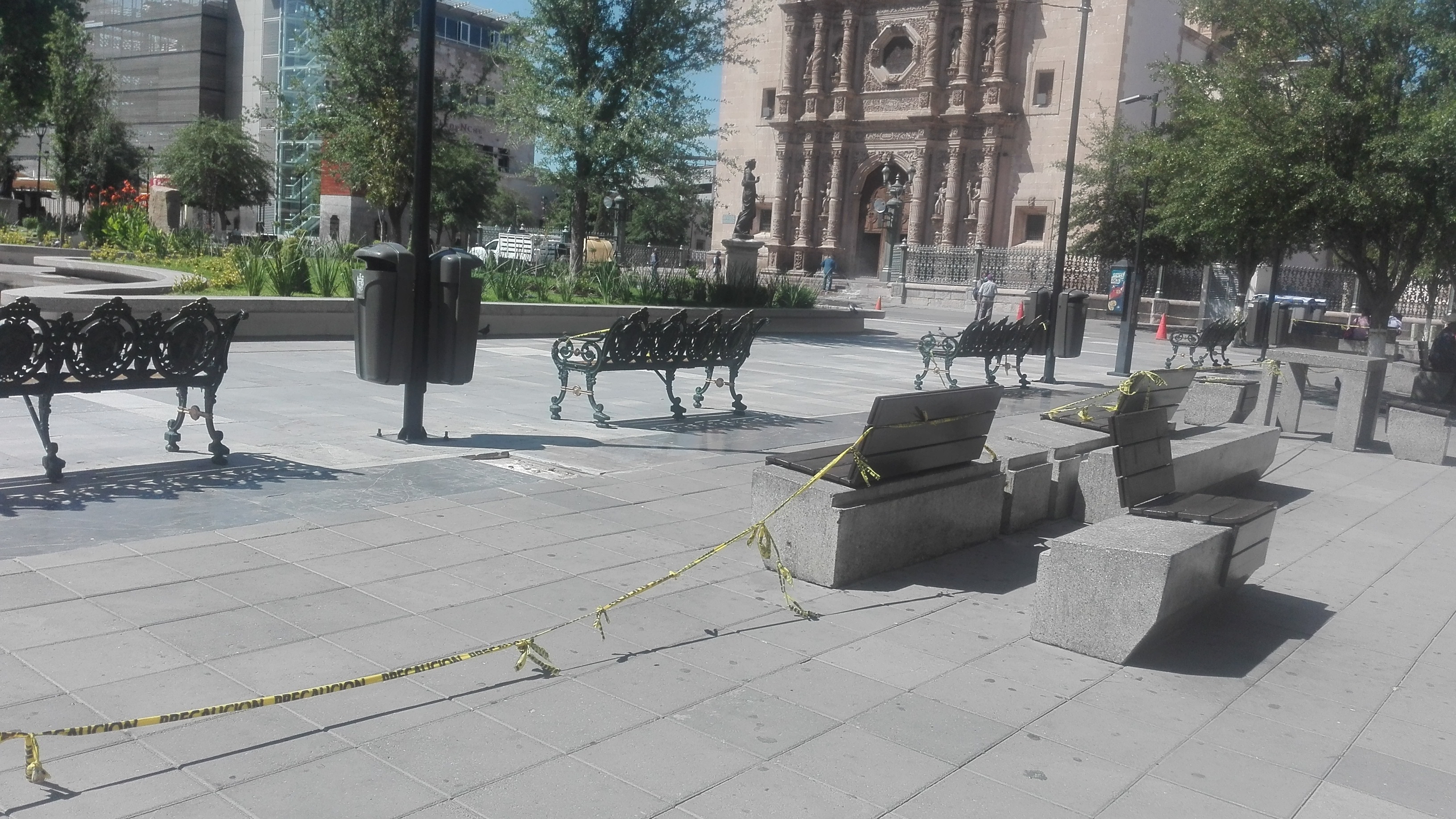 Reparan plaza de armas